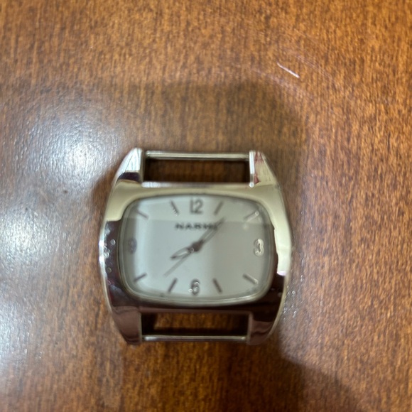 Geneva and Narmi watch faces with beaded bands - Picture 4 of 16